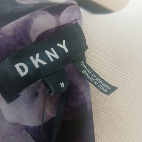 DKNY Women's Dress with Purple and Black Design - Picture 4 of 12